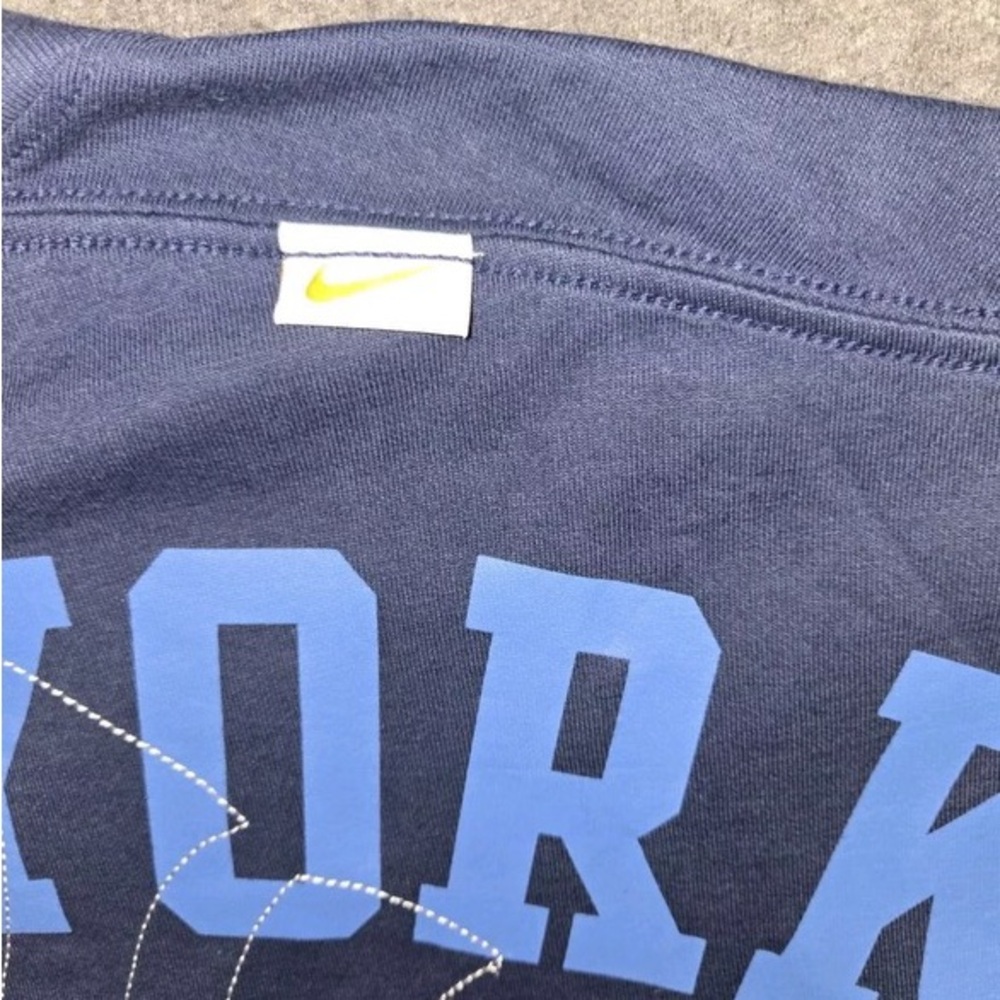 NIKE Yankees Game Over Shirt - Picture 3 of 4